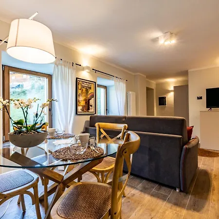 Lo Micho - Le Four Des Alpes 아파트